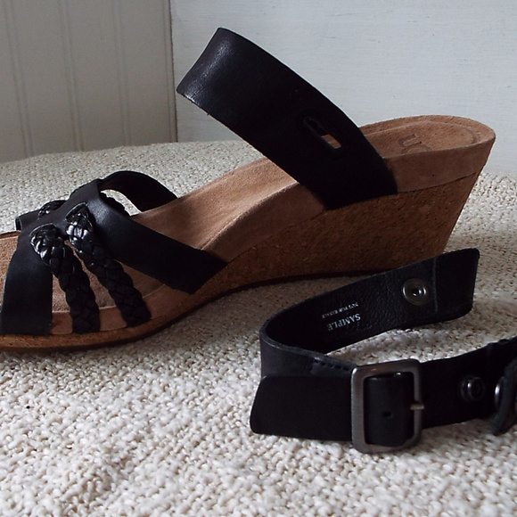 UGG Black Leather Wedges w/Removable Straps - Picture 4 of 8